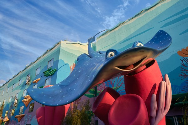 Mr Ray At Art Of Animation